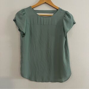 LOFT Green  Women's Blouse